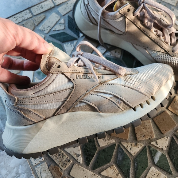 Reebok X Pleasures Classic Leather Legacy 'California Desert' Mens 5 Womens 7 - Picture 5 of 9